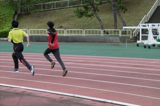 横浜元気 スポーツ レクリエーションフェスティバル 三ツ沢公園陸上競技場で オープントラックデー を開催しました ブログ 三ツ沢公園公式サイト 公益財団法人 横浜市緑の協会